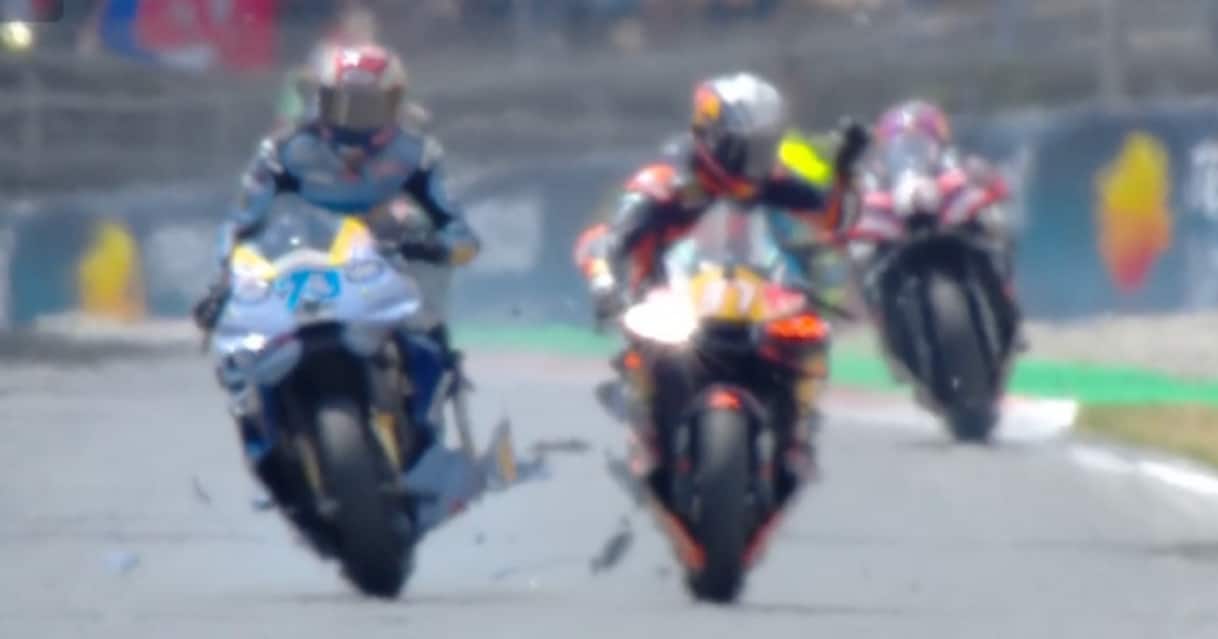 https://sport.sky.it/assets/images/02b47c5b7b225d6840a31c9da582049558e67105/skysport/it/motori/motogp/video/2026/05/17/acosta-incidente-alex-marquez-gp-barcellona-intervista-1098721/acosta_alex_replay_og.jpg?im=Resize,width=1218