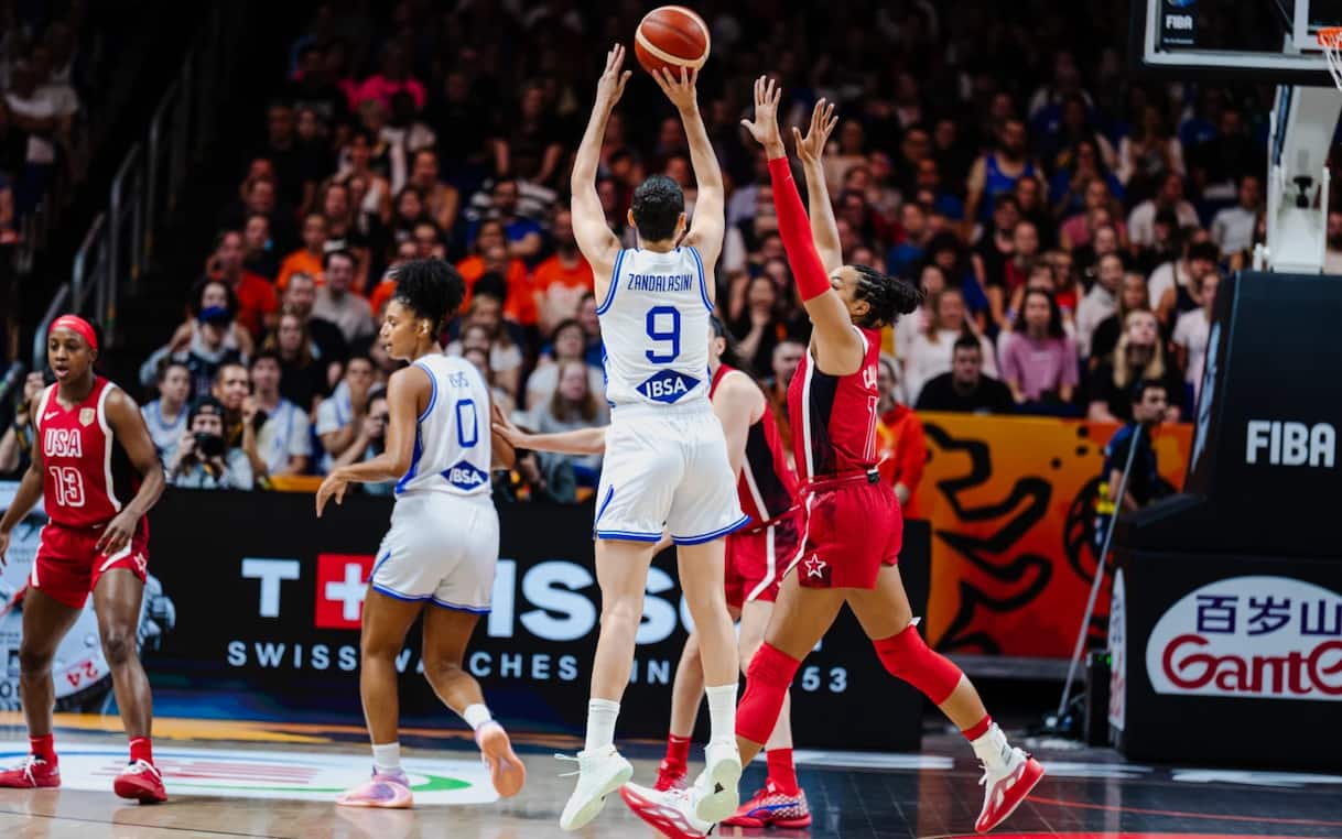Photo: sport.sky.it Italy Nears Incredible Upset Against USA in Women's Basketball World Cup