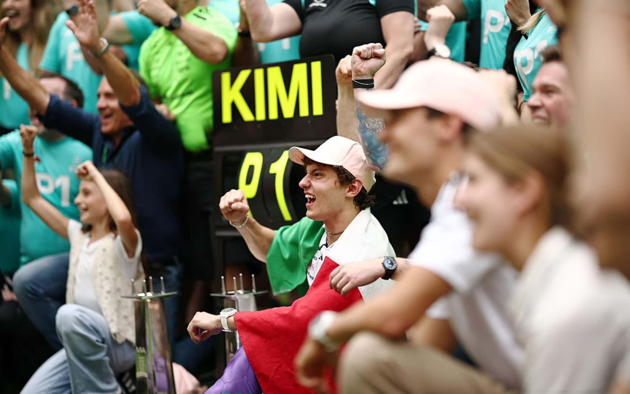 Kimi, un'altra festa: le celebrazioni dopo la vittoria al GP Miami. FOTO