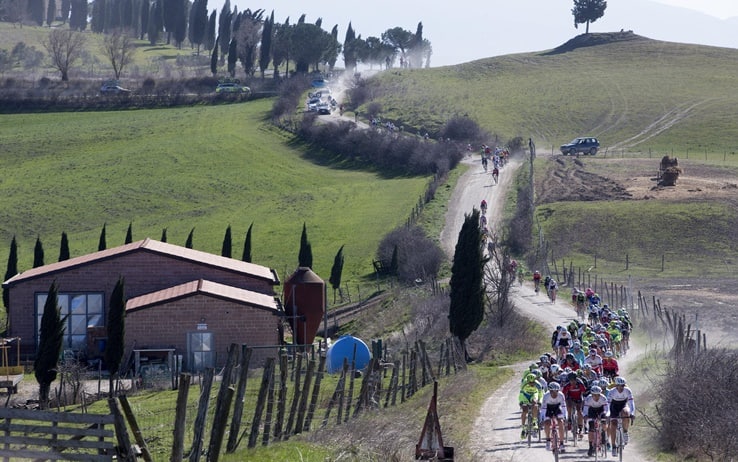 Strade Bianche, percorso e partecipanti: Pogacar il grande favorito