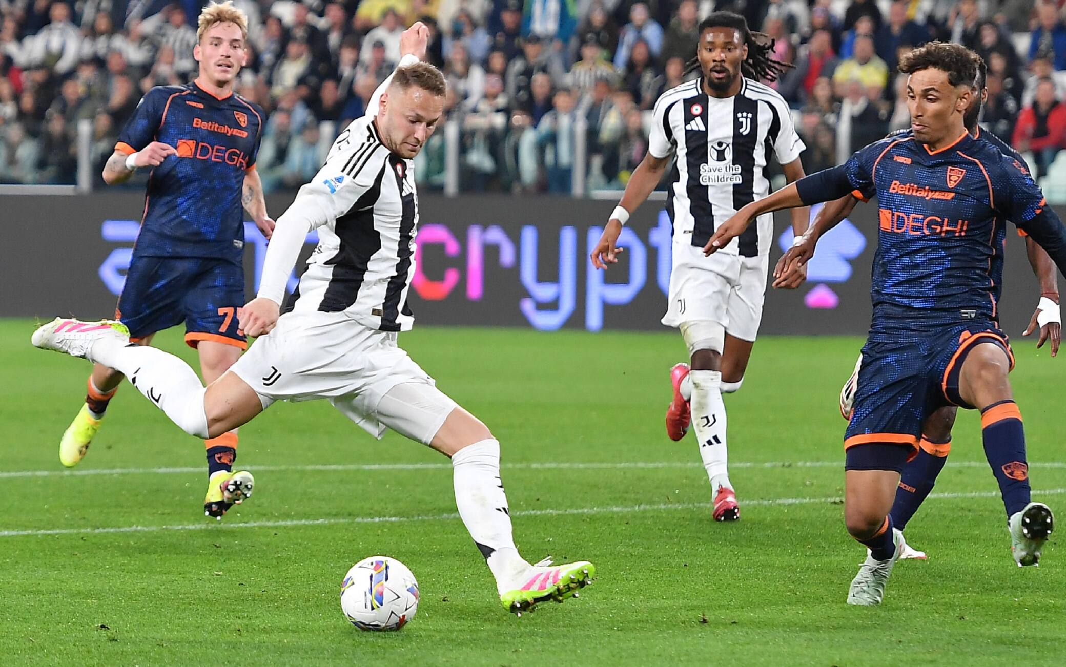Serie A, i giocatori con più tiri in porta senza gol segnati. CLASSIFICA