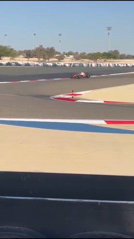 Test F1, la Ferrari in azione in Bahrain con Hamilton