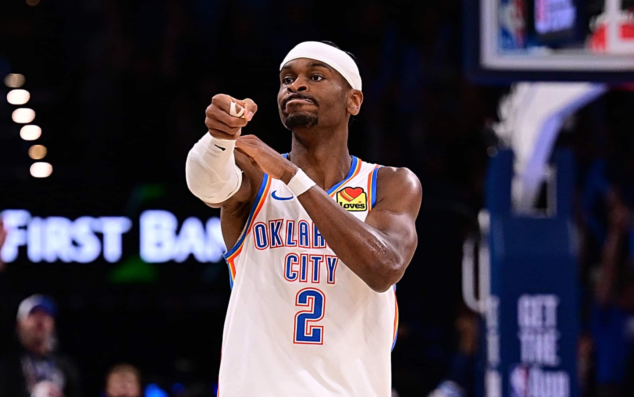 NBA, Shai Gilgeous-Alexander sale a 125 gare da almeno 20 punti: -1 dal record di Wilt