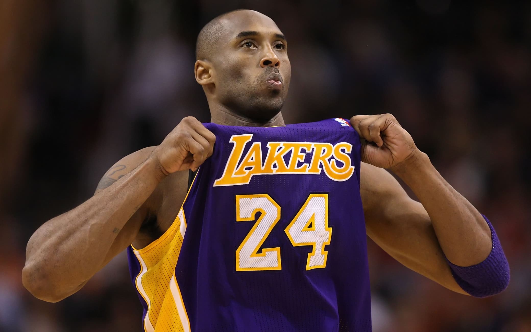 Kobe Bryant live forever: il ricordo di una vera leggenda a sei anni dalla morte. VIDEO