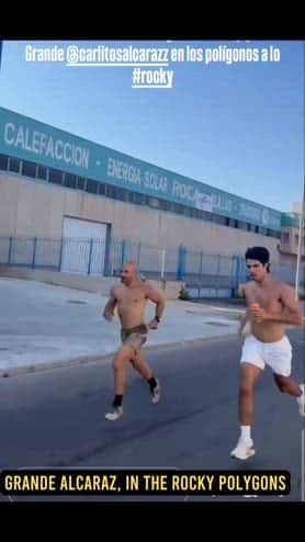 Alcaraz, allenamento 'alla Rocky' senza tutore