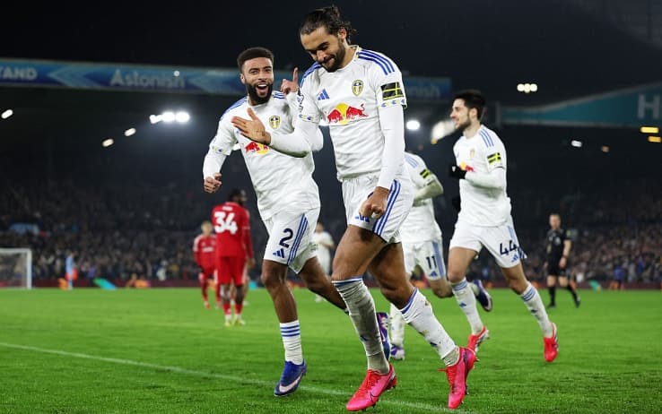 Leeds-Nottingham Forest 3-1: video, gol e highlights