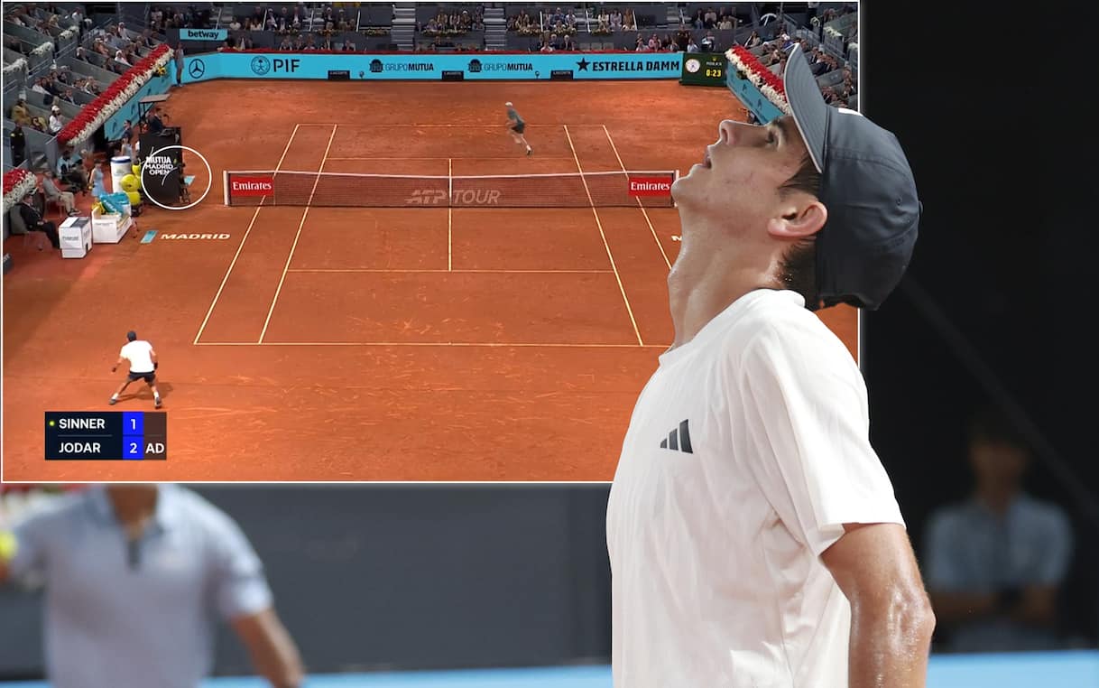 https://sport.sky.it/assets/images/07774c80102c113a099d80ff6b3a779acc3199a7/skysport/it/tennis/video/2026/04/29/sinner-jodar-arbitro-atp-madrid-video-1093936/JODAR_PALLINA_ARBITRO.jpg?im=Resize,width=1218