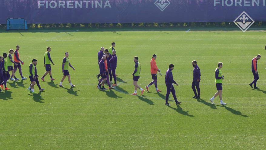 Fiorentina, minuto di silenzio della squadra per Commisso 