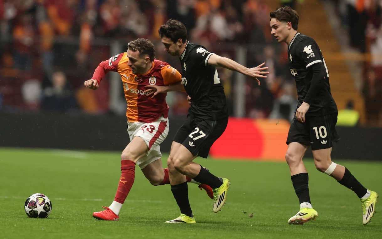 https://sport.sky.it/assets/images/0c29d0db218f8f89e009f93e6340fe736ff79bee/skysport/it/calcio/champions-league/video/2026/02/18/galatasaray-juve-costacurta-analisi-1075310/cambiaso_ansa_galatasaray_juve.jpg?im=Resize,width=1218