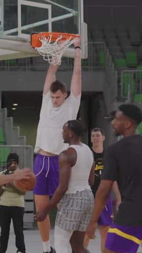 NBA, i Lakers al lavoro in Slovenia: nuovo look per Doncic