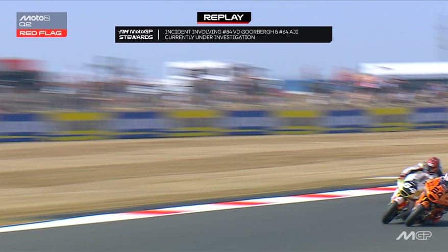 Moto2, Van den Goorbergh e Aji causano una bandiera rossa
