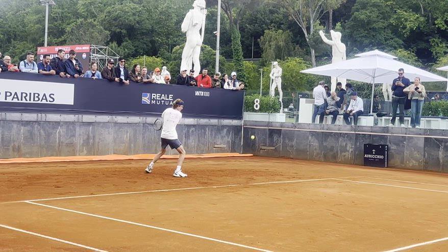 Rublev si allena con coach Safin verso il match con Sinner