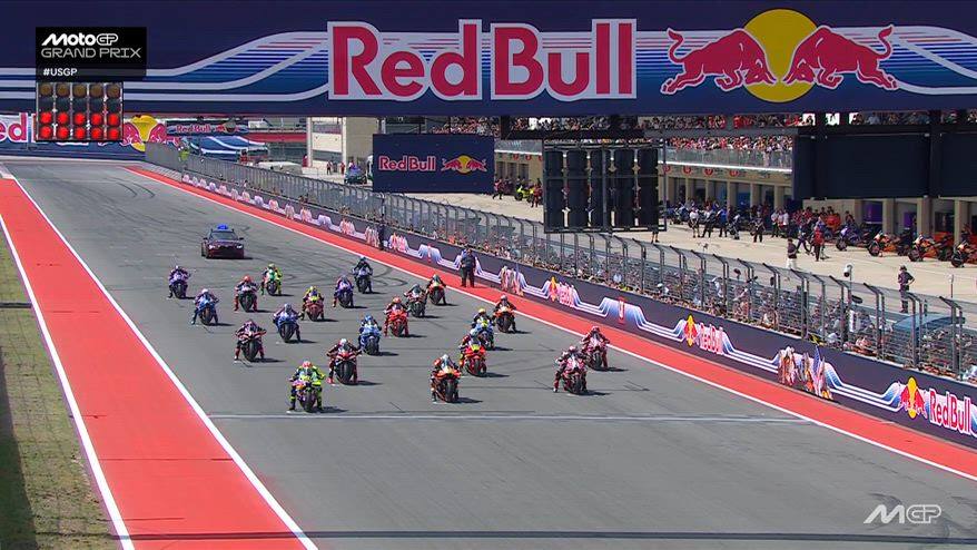 MotoGP, la partenza e il primo giro del GP ad Austin