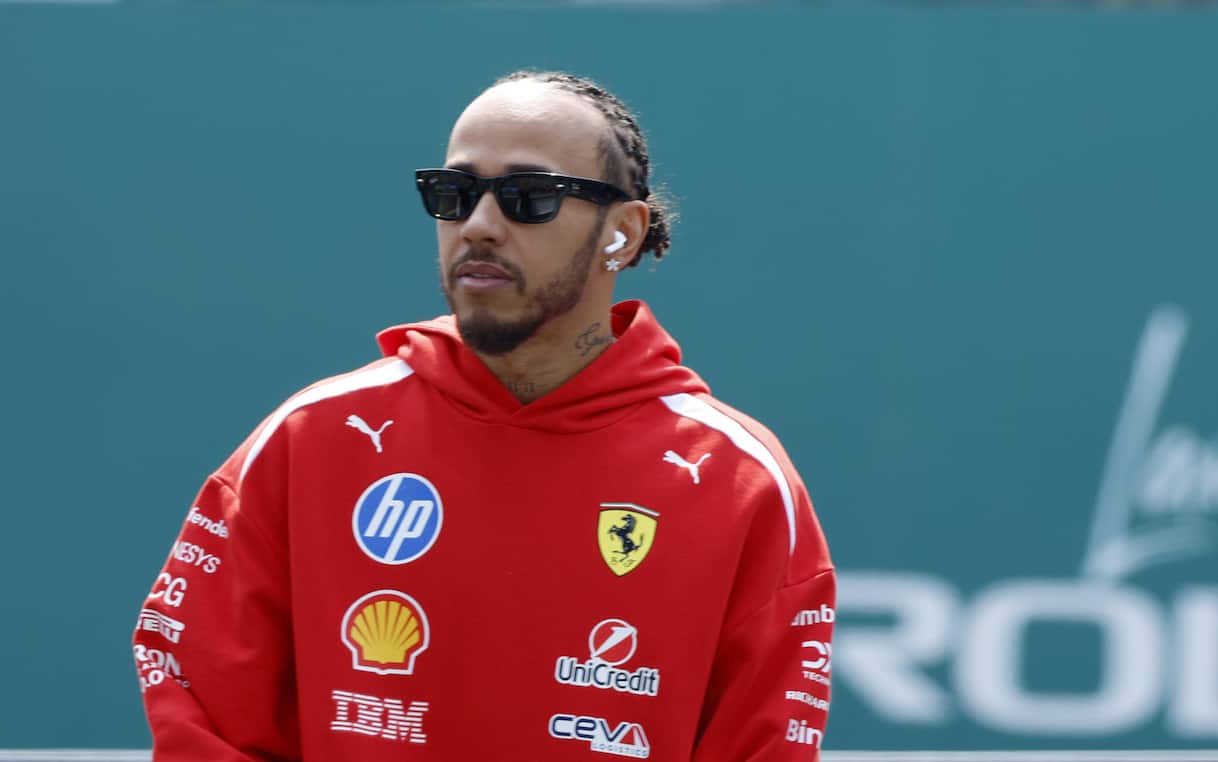 https://sport.sky.it/assets/images/0fdf2722dffc8f463e38819da444f120889ca1cb/skysport/it/motori/formula-1/video/2026/03/29/hamilton-ferrari-f1-gp-giappone-intervista-video-1086167/hamilton-ansa_intervista_ok.jpg?im=Resize,width=1218