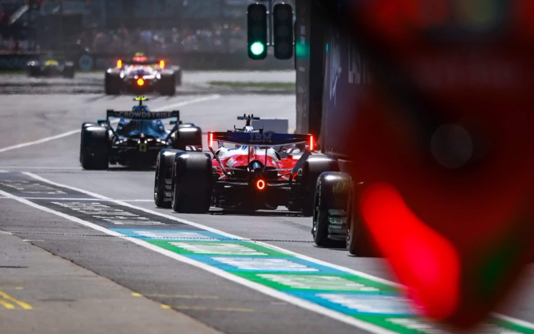 F1