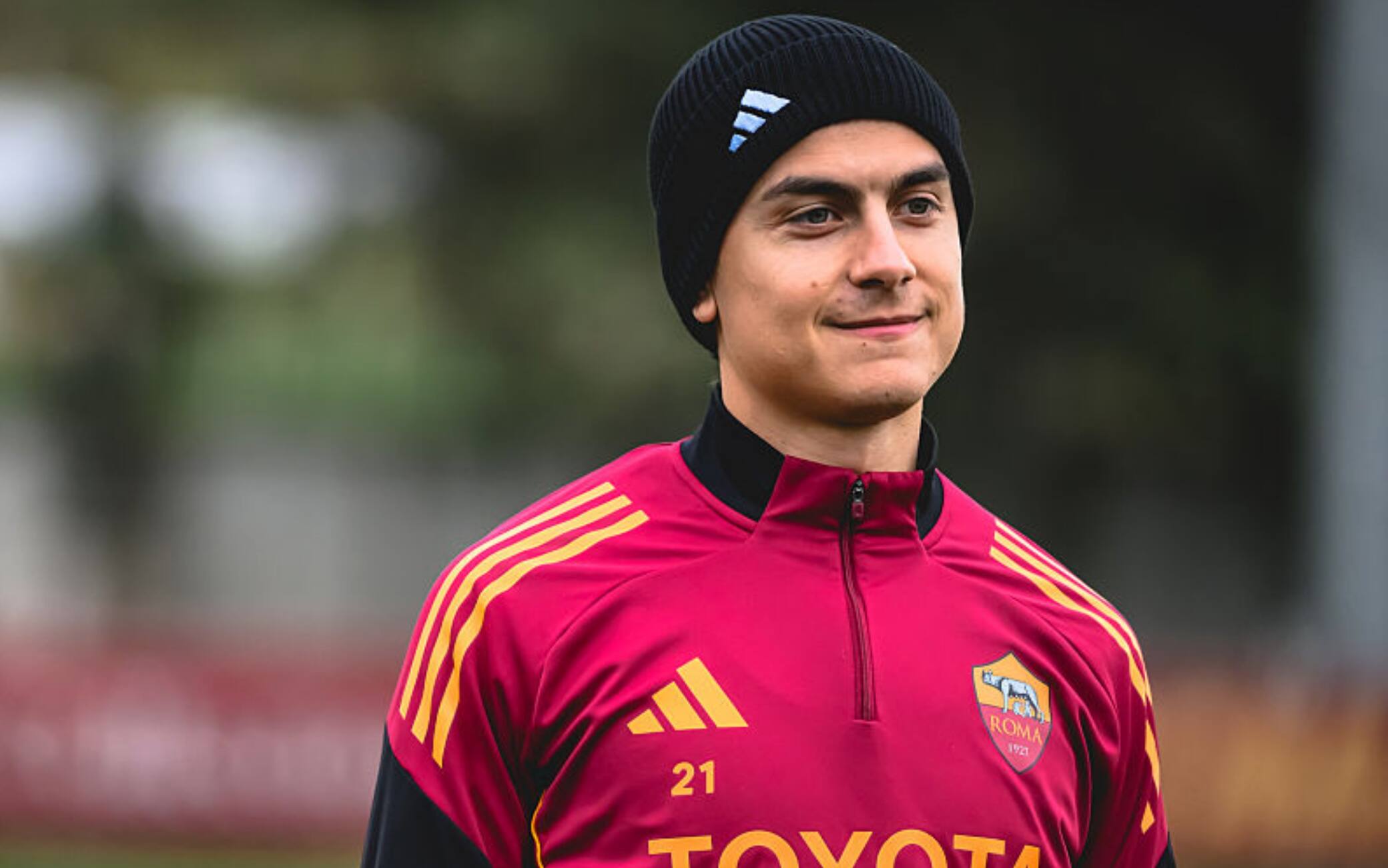 Roma, per Dybala nessuna lesione: stop di due settimane per infiammazione al ginocchio