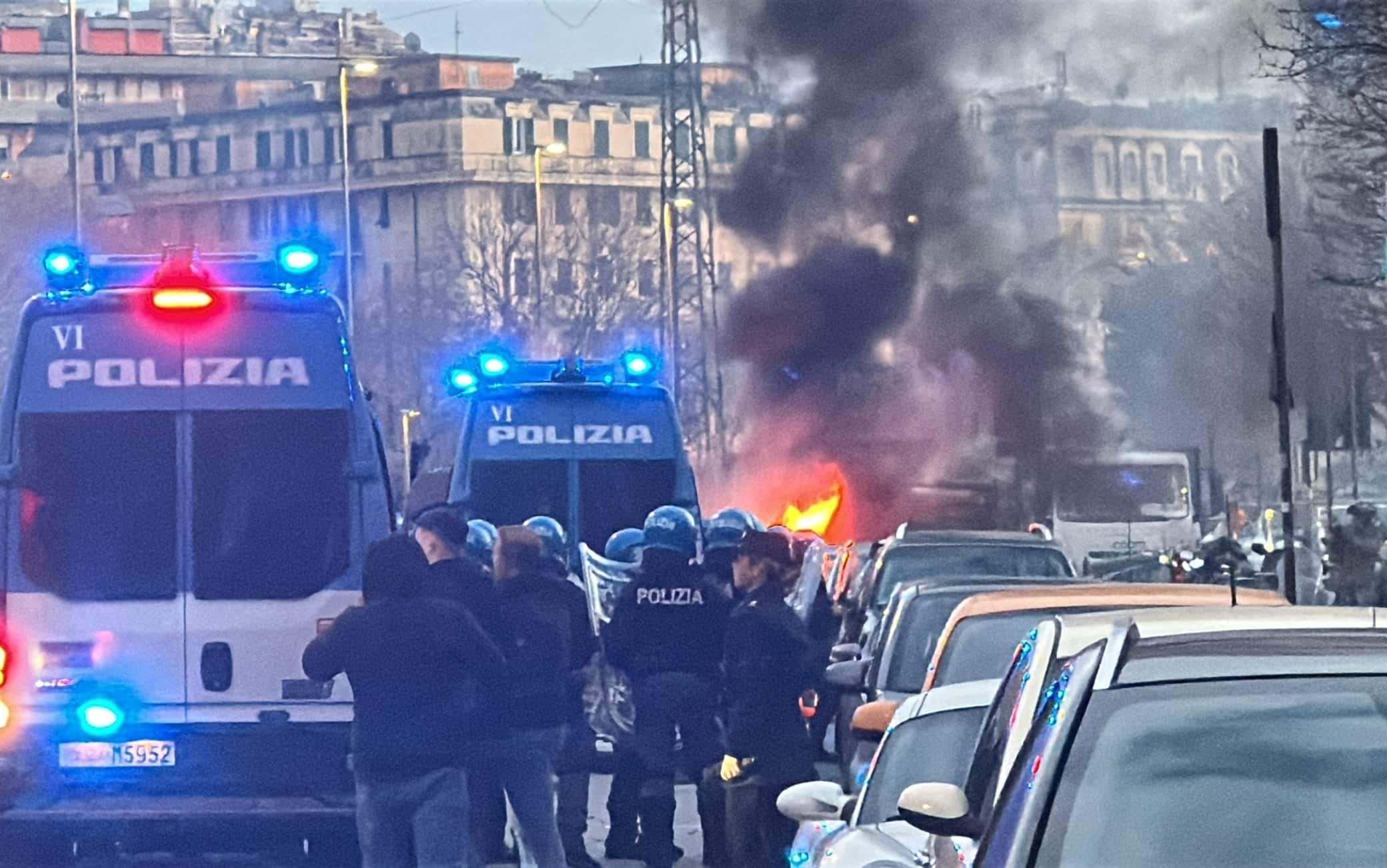 Scontri fuori dal settore ospiti del Ferraris