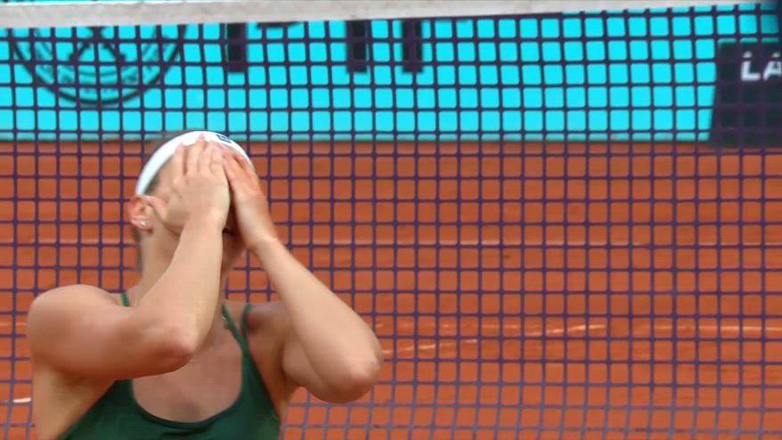 Kostyuk trionfa a Madrid e scoppia in lacrime