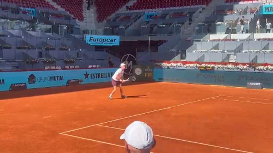 Sinner, il video del primo allenamento a Madrid