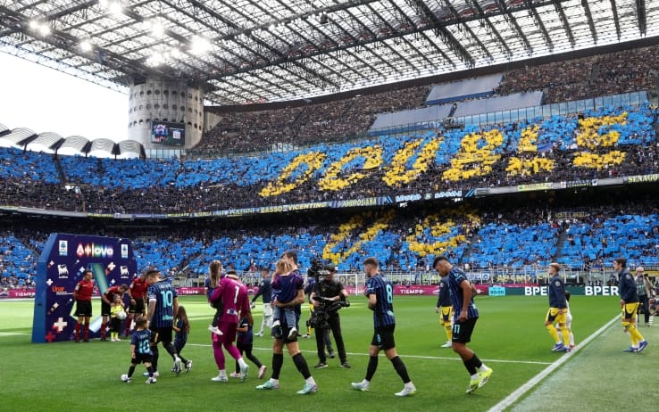 L'ingresso in campo dell'Inter