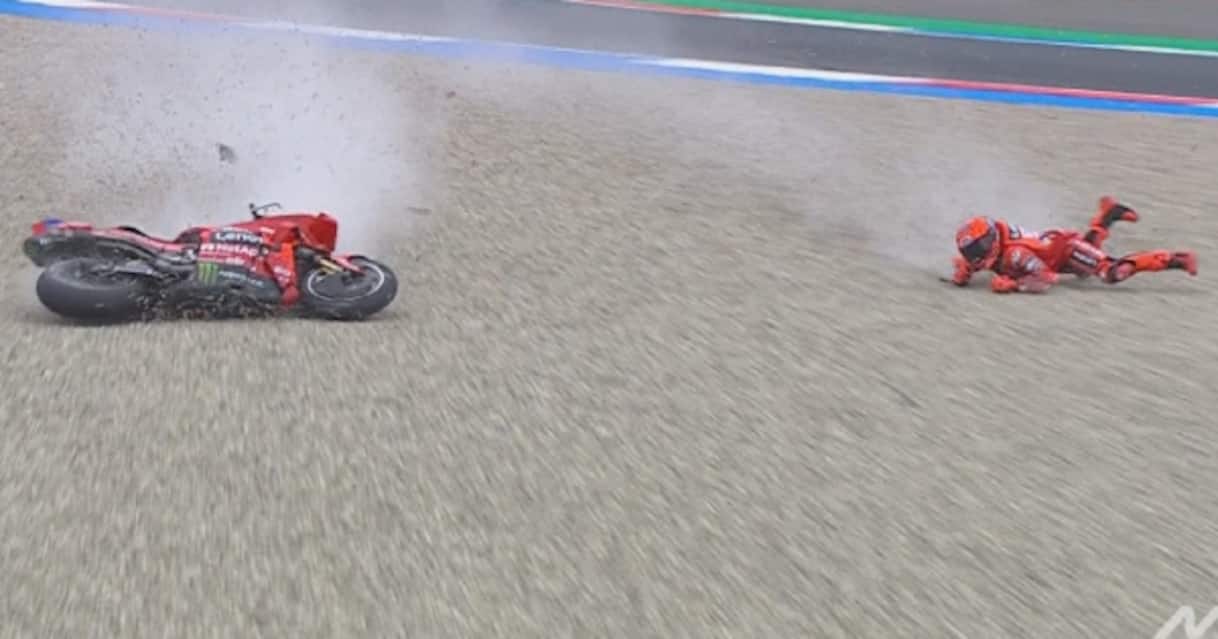 Marc Marquez, la caduta nelle prove libere del GP Assen. VIDEO | Sky Sport