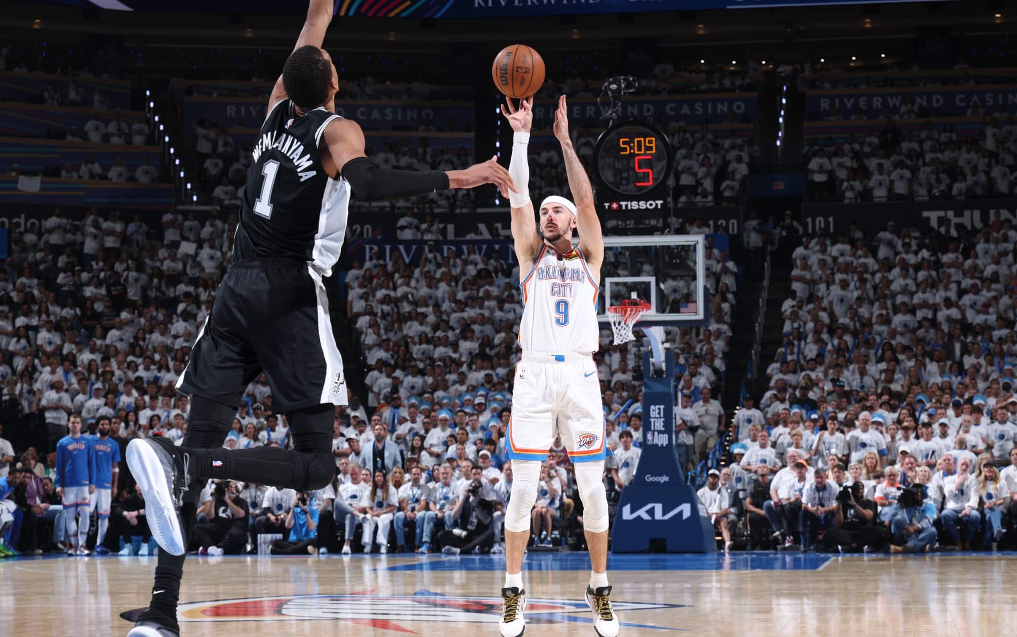 NBA, è Caru-show: arriva il record di triple dalla panchina in una finale di Conference 
