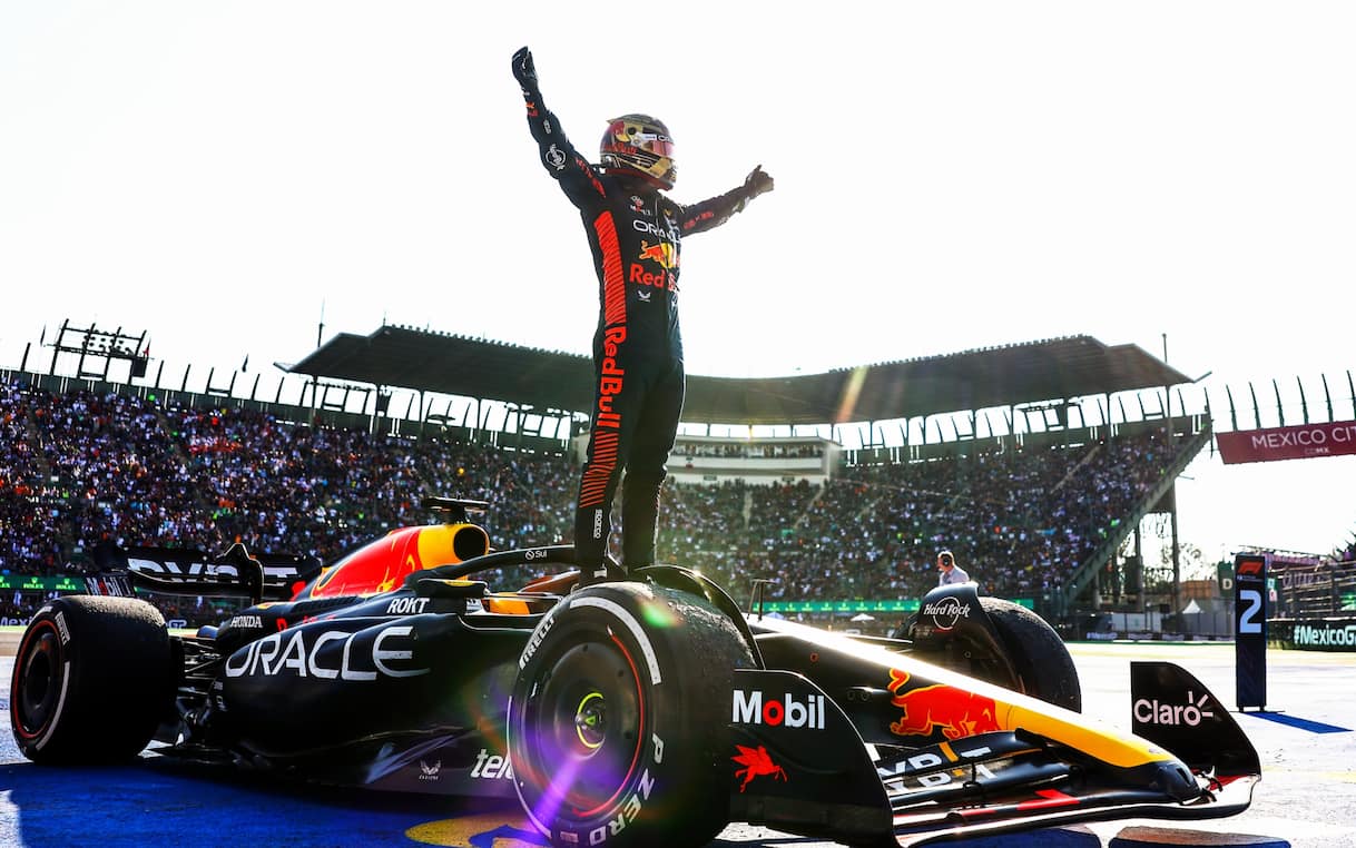 https://sport.sky.it/assets/images/1483973b8301311471b3dcad551eced412f423ef/skysport/it/motori/formula-1/2025/10/22/f1-finale-stagione-verstappen-piastri-norris/verstappen_messico_2023_getty.jpg?im=Resize,width=1218