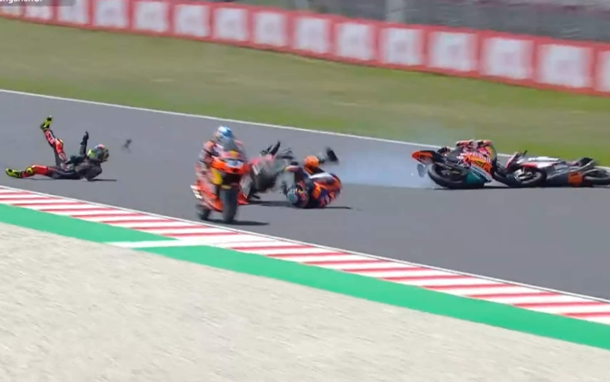 Moto3, incidente oggi nel GP Ungheria: le news su Munoz