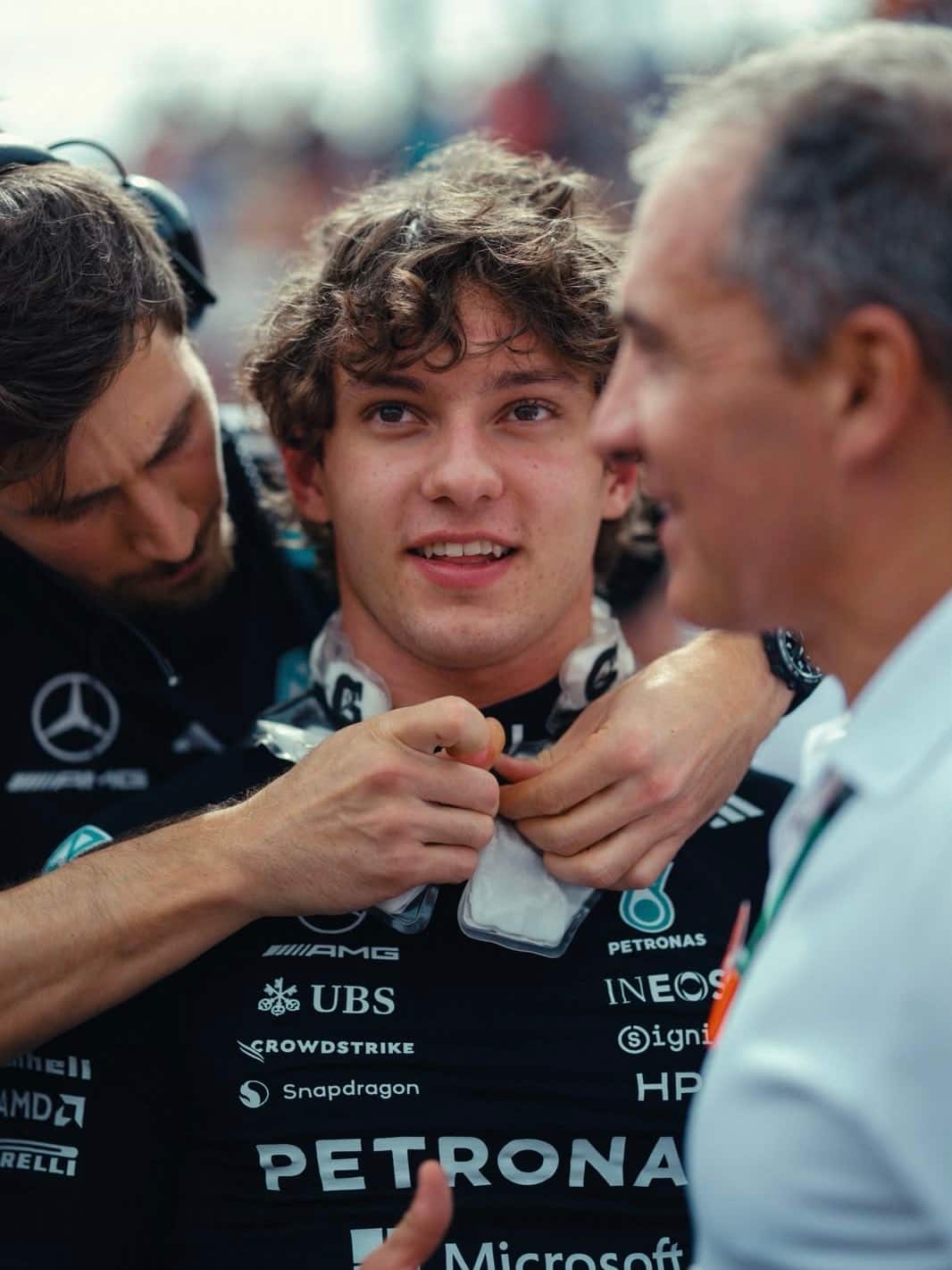 F1