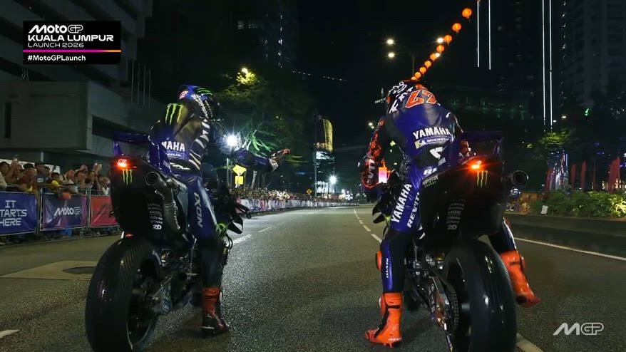 Yamaha, anche 'prove di partenza' nello show a Kuala Lumpur