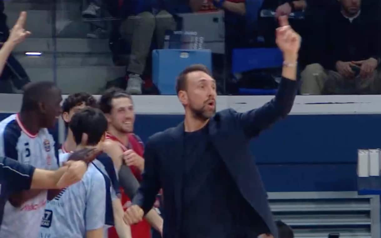 https://sport.sky.it/assets/images/18ca7f5e619a7b821b14490a247231b86c5bc19a/skysport/it/basket/serie-a/video/2026/03/09/olimpia-milano-cant-lba-video-1080793/Olimpia_videoframe.jpg?im=Resize,width=1218