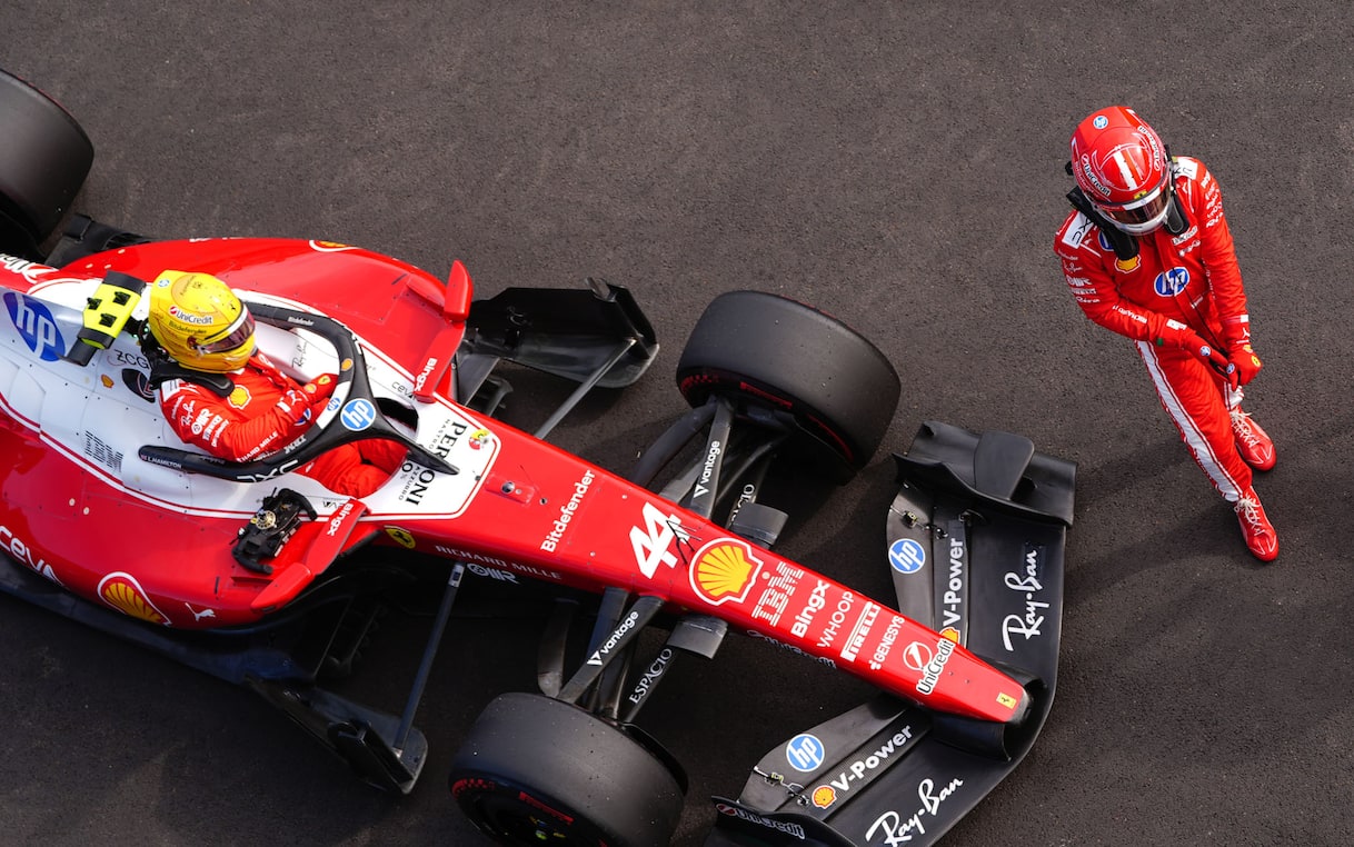 https://sport.sky.it/assets/images/1aa1311a35fefc258d7770b361a2da3eebaca049/skysport/it/motori/formula-1/video/2026/07/25/f1-gp-ungheria-capelli-ferrari-commento-video-1114158/hamilton_leclerc_ipa.jpg?im=Resize,width=1218