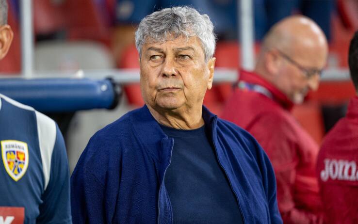 Romania, malore per Lucescu durante l'allenamento: trasportato in ospedale