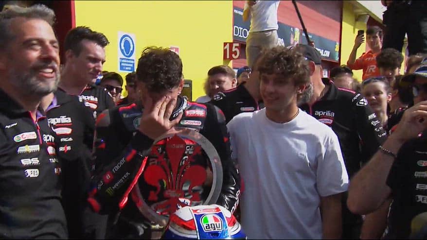 Anche Kimi Antonelli alla festa Aprilia per Bezzecchi