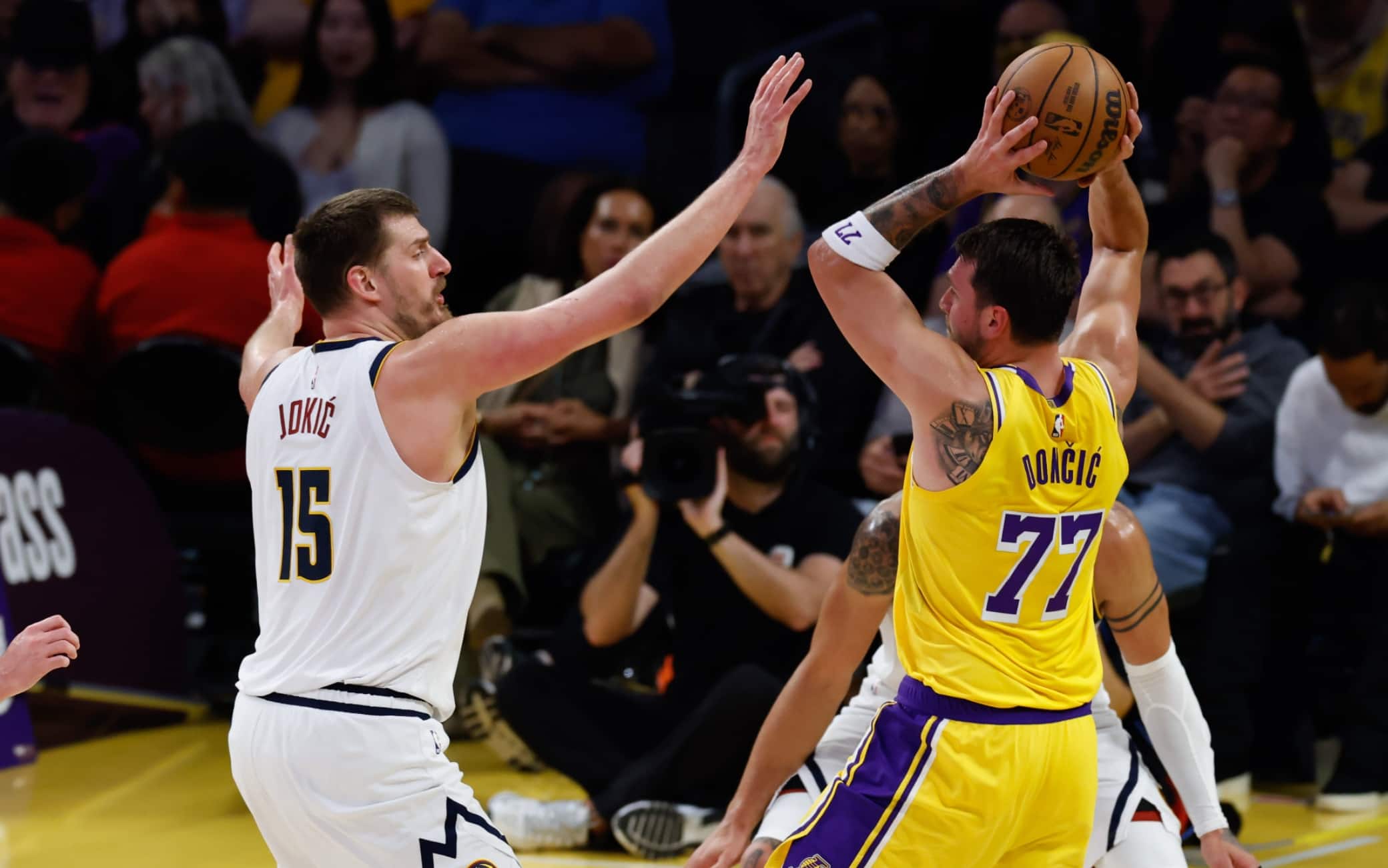 NBA, Luka vince la battaglia delle triple doppie: Jokic si deve arrendere al supplementare