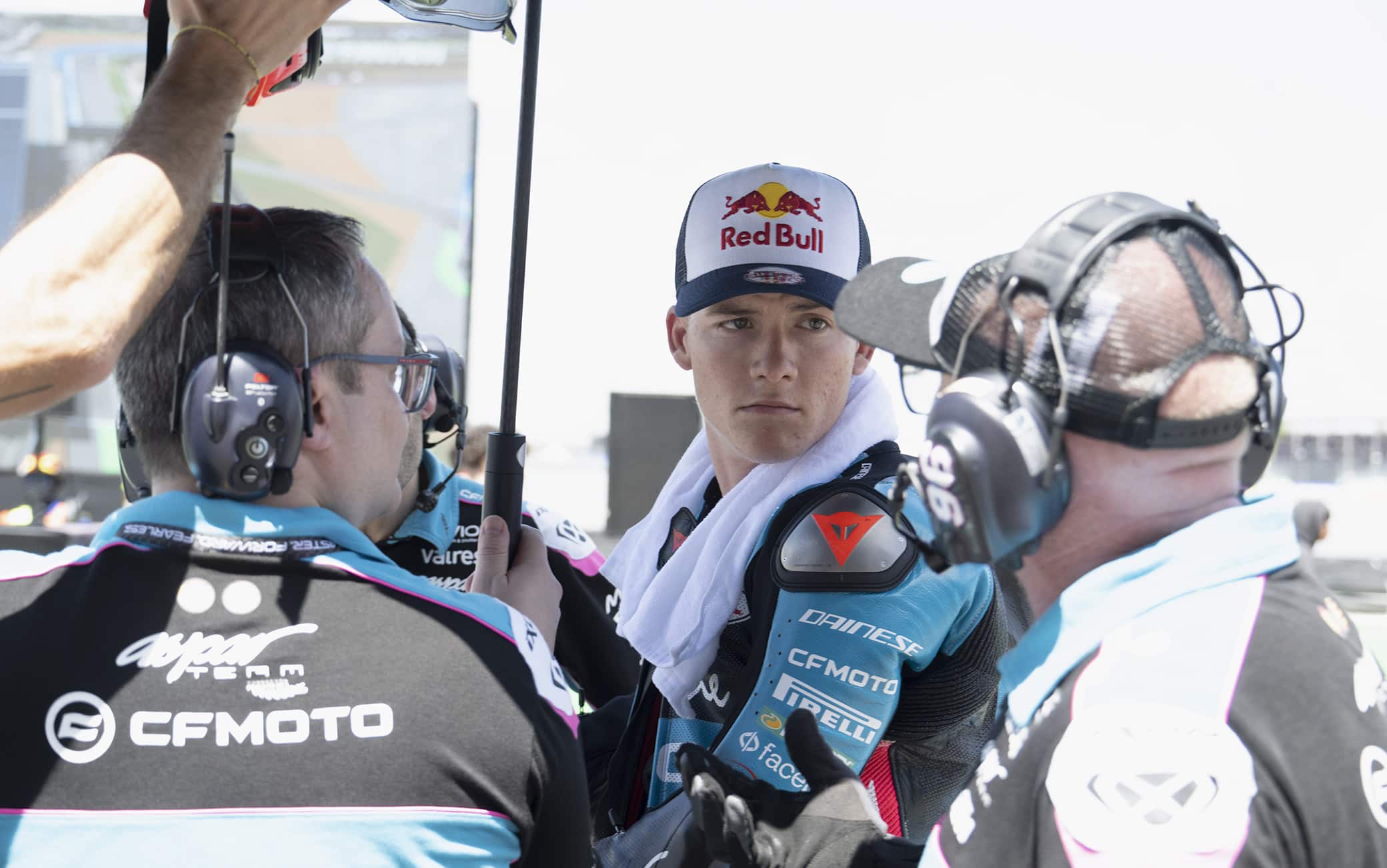Qualifiche Moto2 Brasile: pole di Holgado su Alonso dopo il rinvio. HIGHLIGHTS