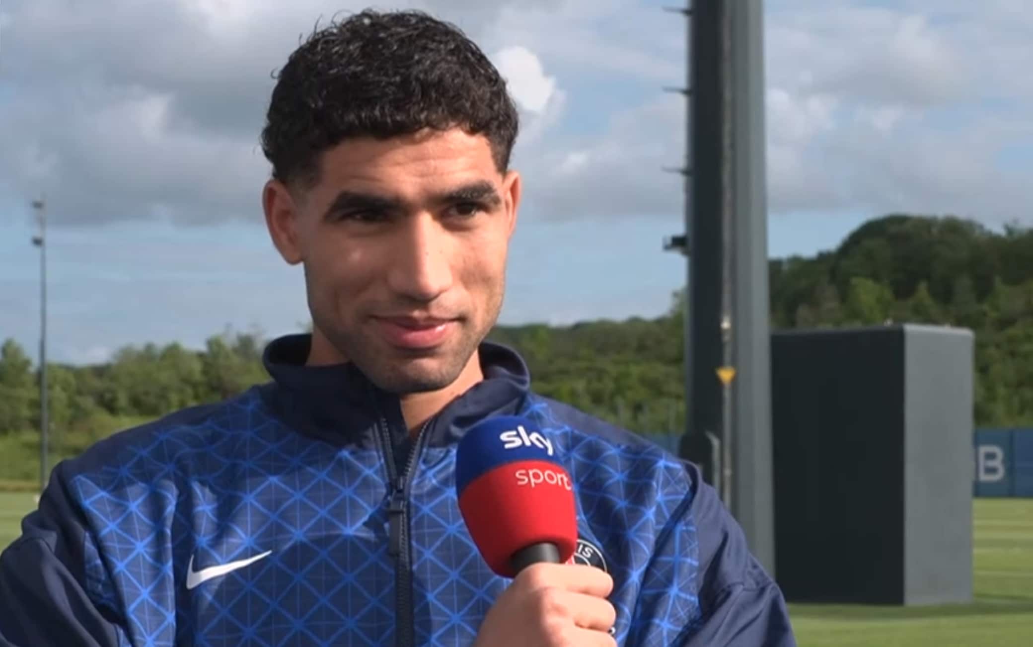 Hakimi: "Luis Enrique ha cambiato la mentalità del Psg. Concentrati per l'Arsenal"
