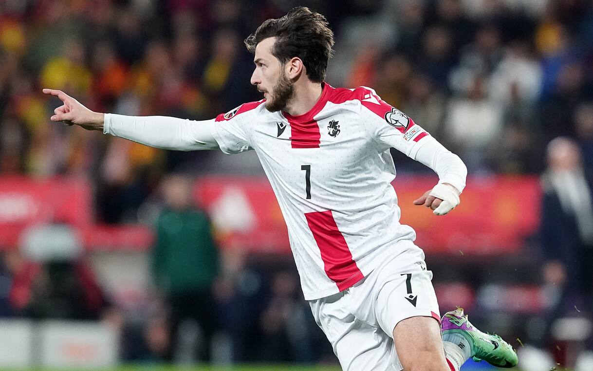 Napoli, la doppia missione di Kvaratskhelia: Europei e Champions League | Sky Sport