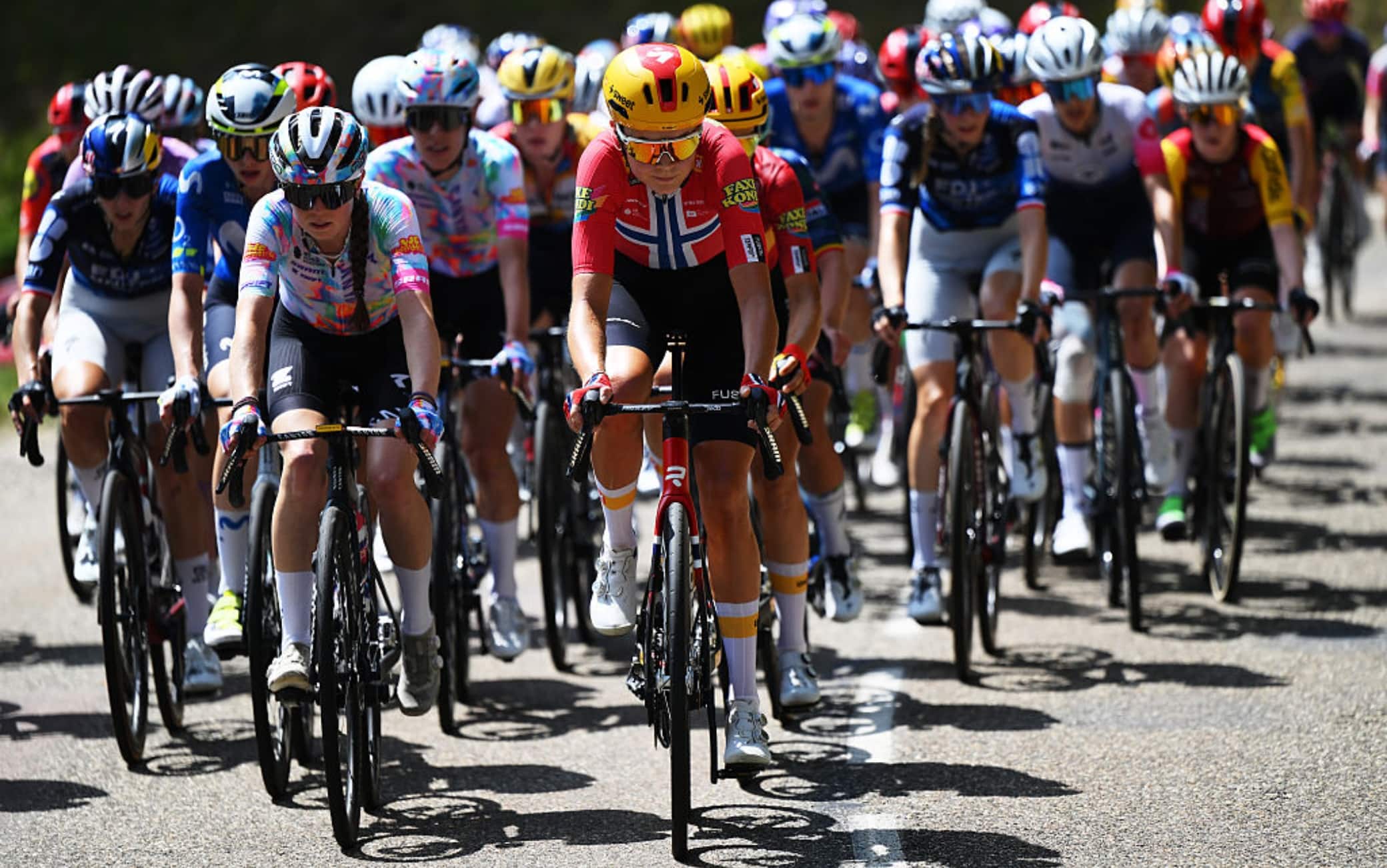 Tour de France femminile 2026, Uci annuncia controlli su imbottitura reggiseni