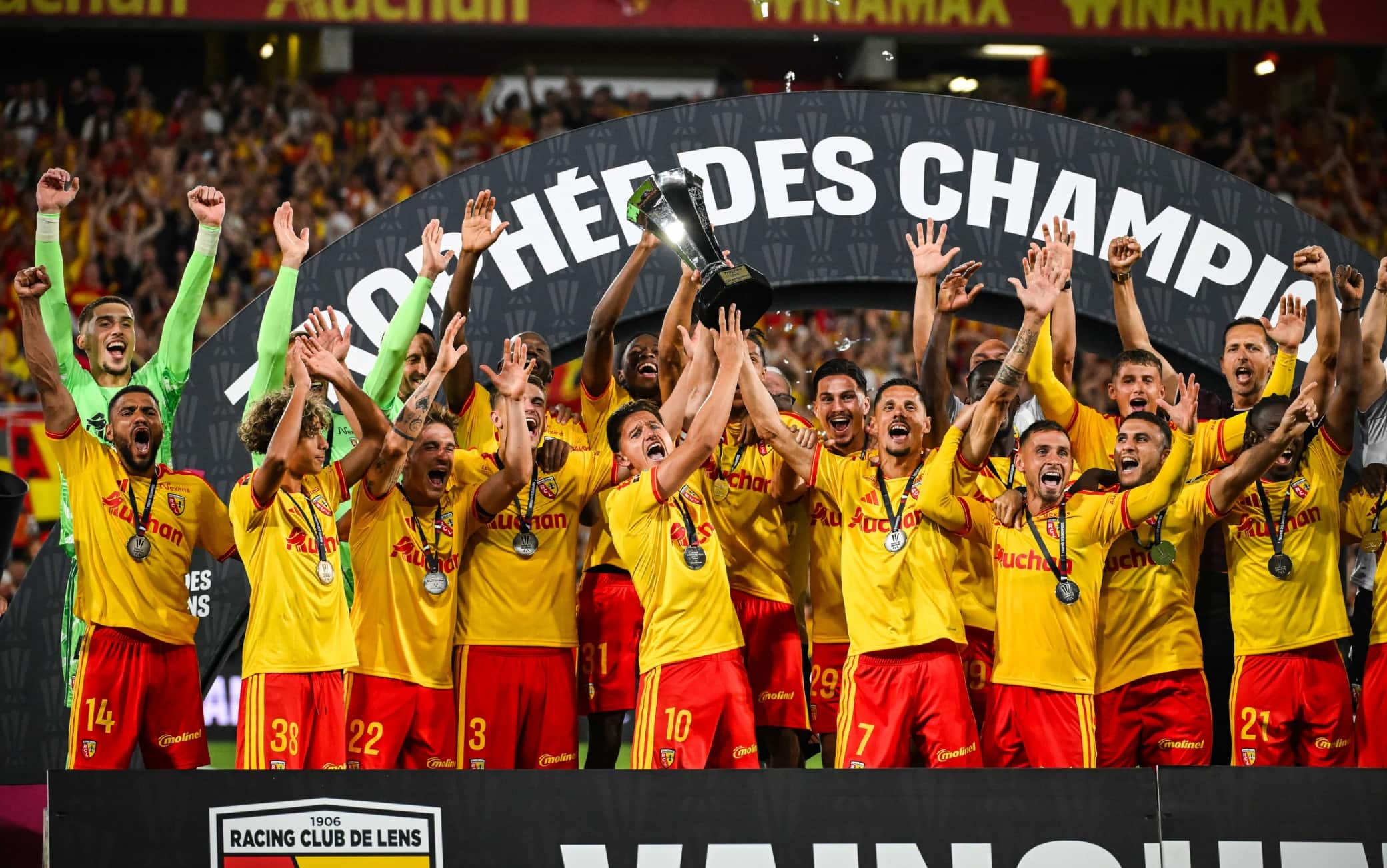 Lens-Psg 1-0: gol di Thauvin, la squadra di Still conquista la Supercoppa Francese