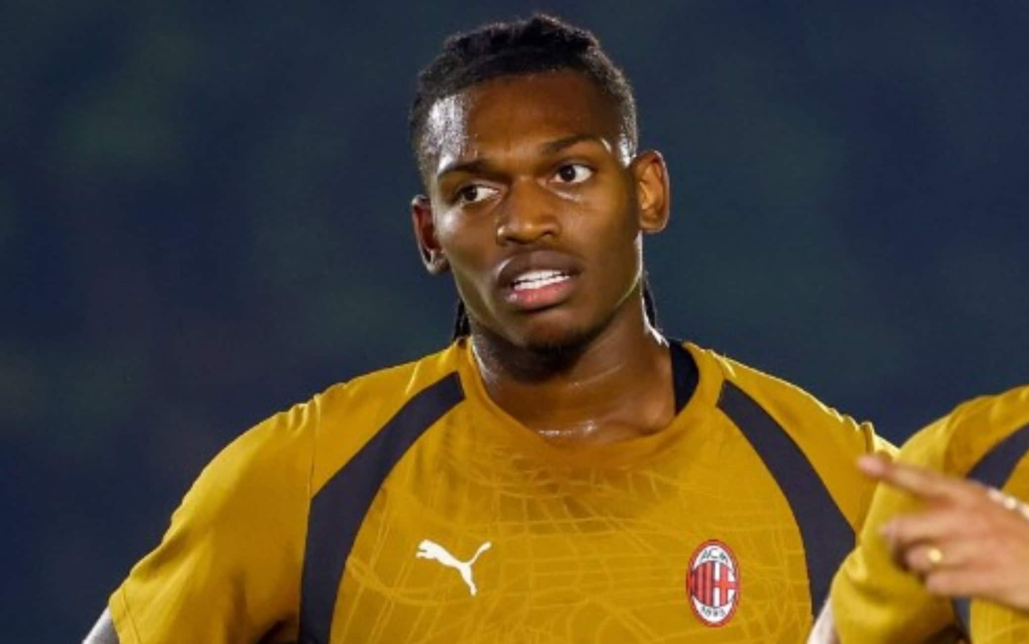 Milan, Leao in gruppo ma resta sul mercato: corsa a due Aston Villa-Galatasaray