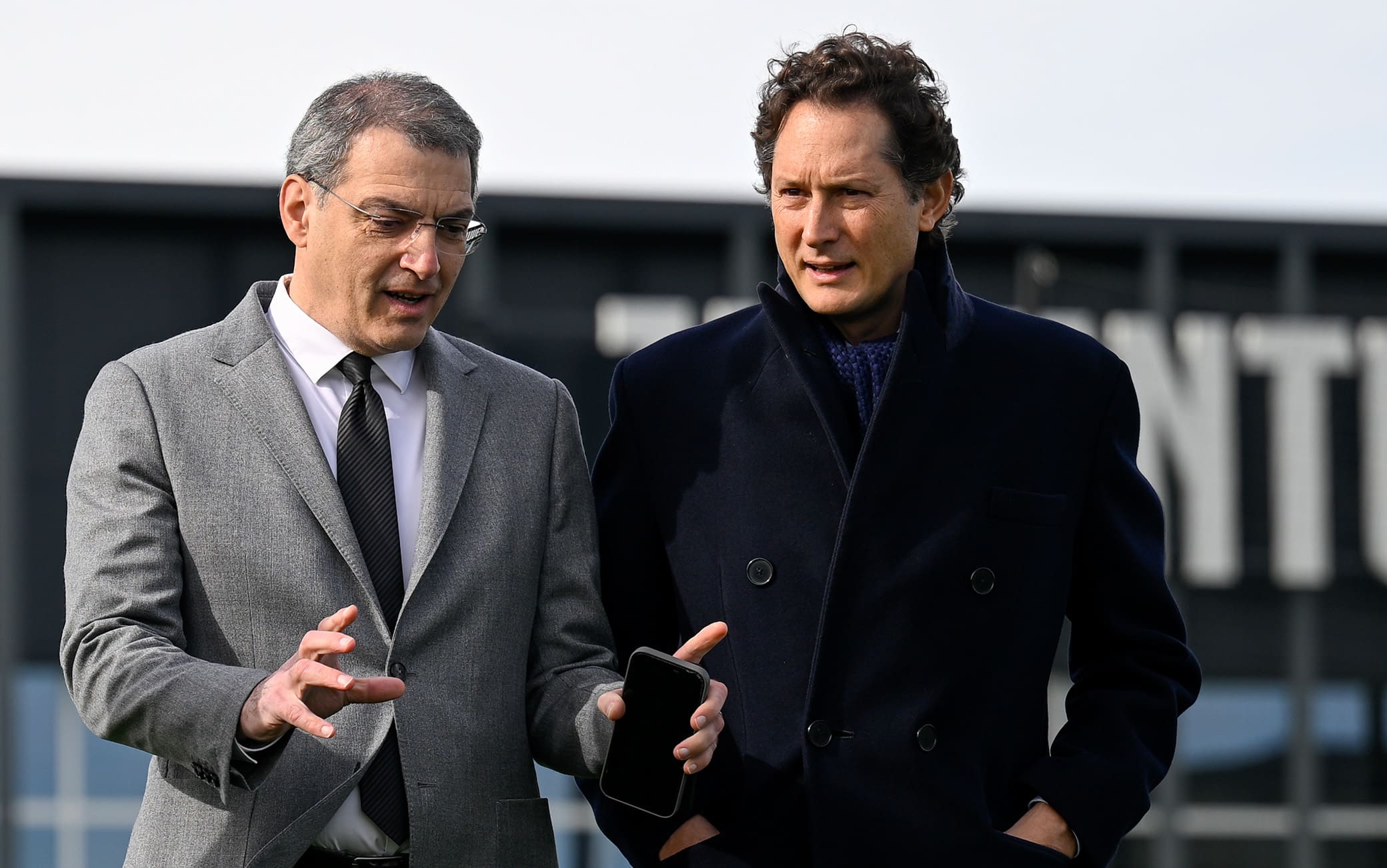 جون إلكان يطالب بحلول لضمان مصداقية كرة القدم الإيطالية بعد أخطاء تحكيمية في مباراة إنتر-يوفنتوس