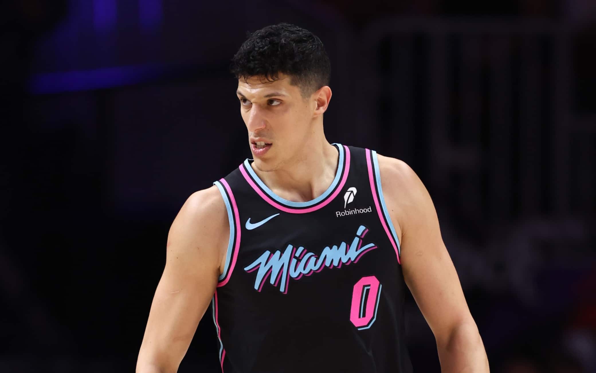 NBA, Fontecchio parte in quintetto e segna 7 punti, ma Miami cade coi Lakers