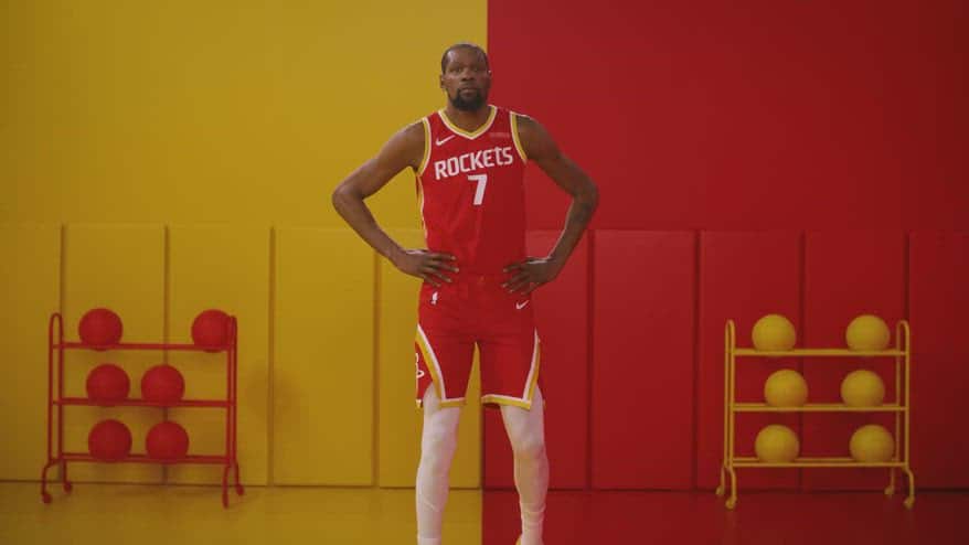 NBA, gli Houston Rockets presentano le nuove maglie