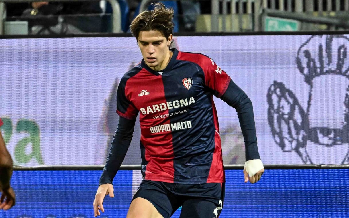 https://sport.sky.it/assets/images/23cacd5be091b0d97d1ebeb19306e09675b63d89/skysport/it/calcio/calciomercato/video/2026/06/03/palestra-inter-calciomercato-news-1102841/palestra_cagliari_ipa.jpg?im=Resize,width=1218