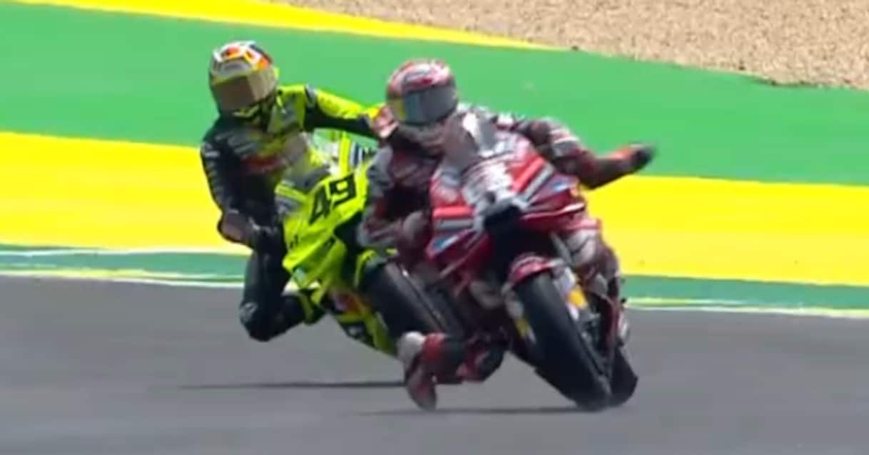 https://sport.sky.it/assets/images/241efa36a272a01cb37d7ac517d8d56663f2196d/skysport/it/motori/motogp/video/2026/03/20/bagnaia-fp1-gp-brasile-incespico-video-1083880/bagnaia_screen_brivido_og.jpg?im=Resize,width=1218
