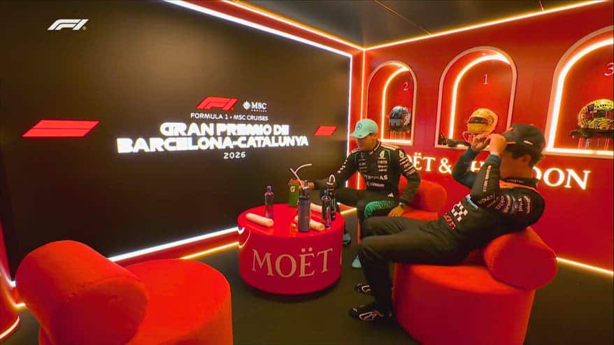 Nel retropodio, la vittoria di Hamilton in Catalunya