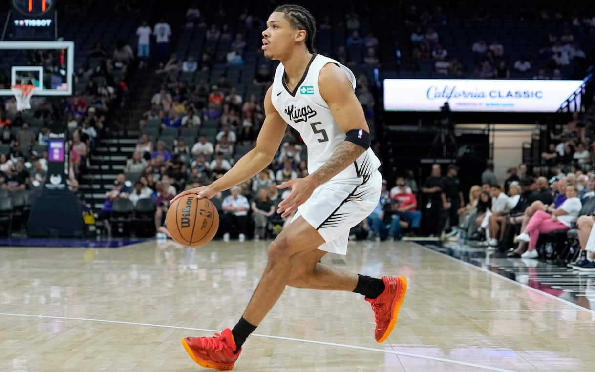 https://sport.sky.it/assets/images/2508d4d0ba23a280e4a4861dc1f29f61db164d91/skysport/it/nba/video/2026/07/05/acuff-jr-nba-sacramento-kings-summer-league-video-1109692/Darius_Acuff_Jr_Getty_Sacramento_Kings.jpg?im=Resize,width=1218