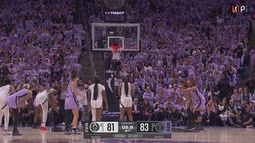 Playoff WNBA, l'azione finale di gara-2 Valkyries-Aces