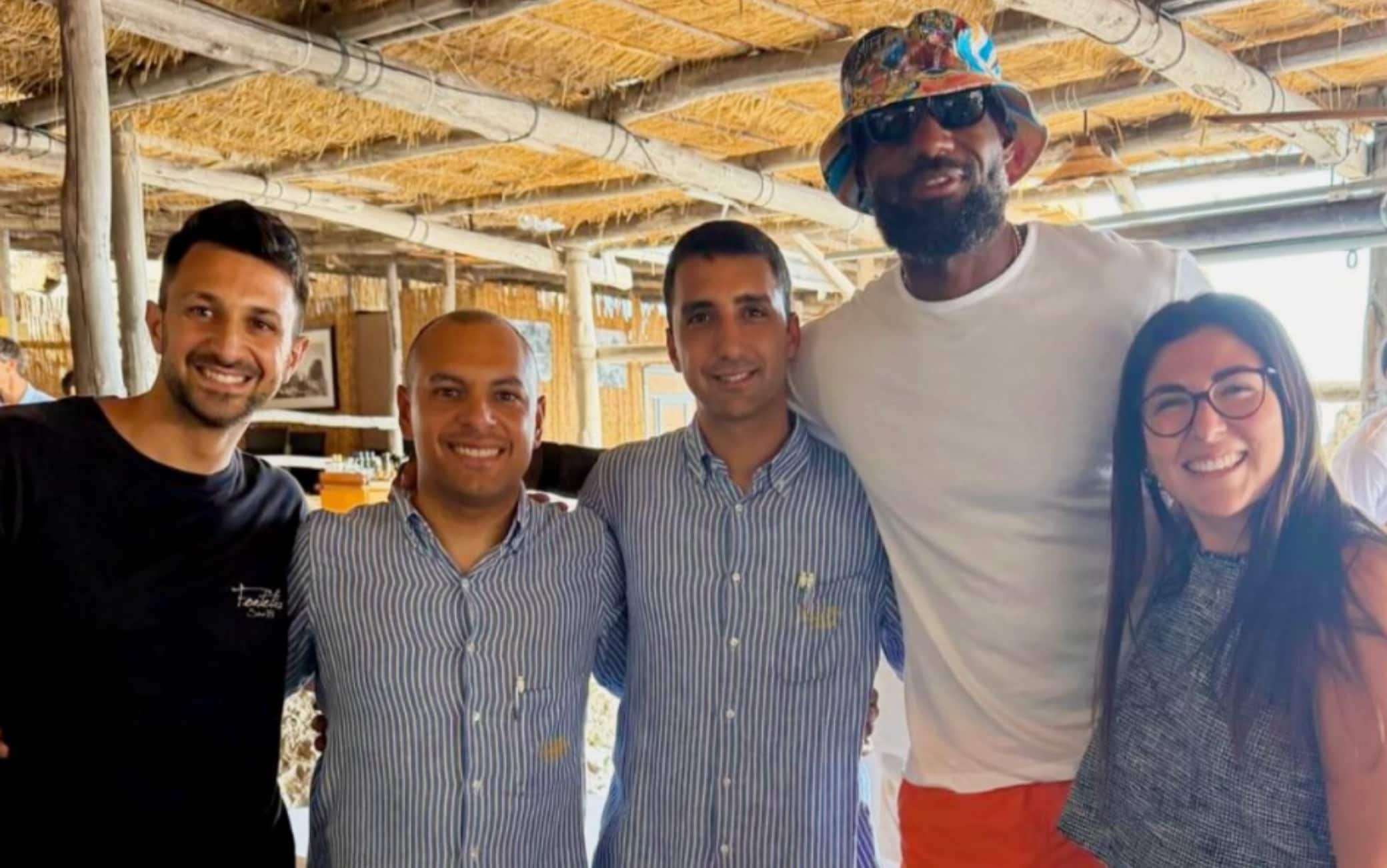 NBA, LeBron e le immancabili vacanze italiane: fotografato a Capri in tenuta balneare